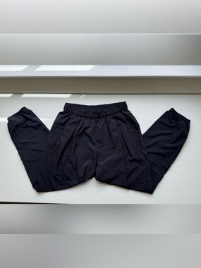 Lululemon lightweight joggers